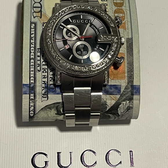 GUCCI 54 DIAMONDS in the “G” CHRONO UNISEX WATCH, OVER 200+ DIAMONDS TOTAL ✨⌚️✨ - Picture 1 of 3